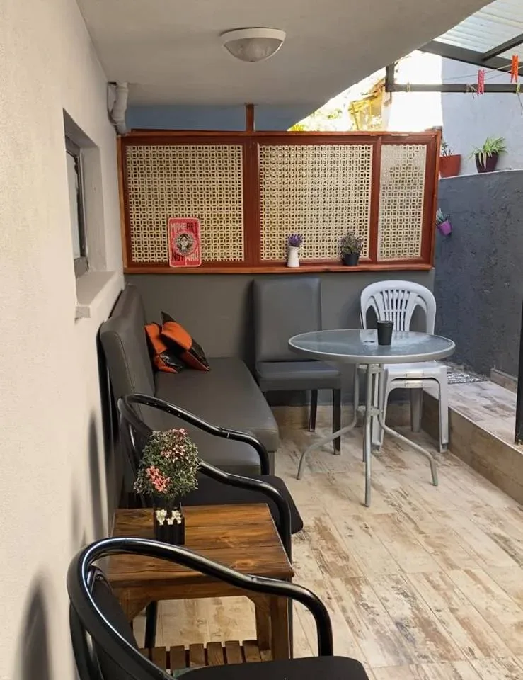 Genç Kız Apart fotoğraf 4