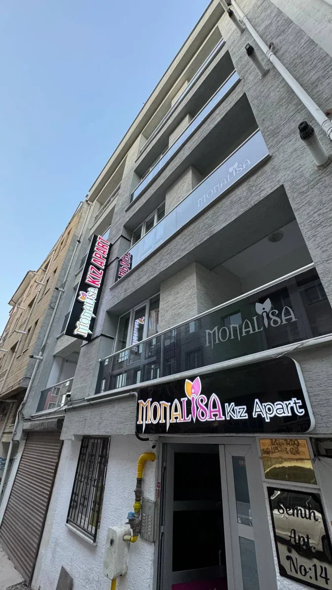 Monalisa Kız Apart